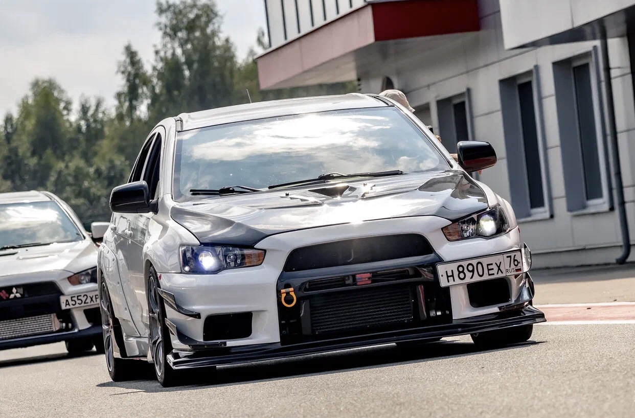 Mitsubishi Lancer Evolution 10 Купить