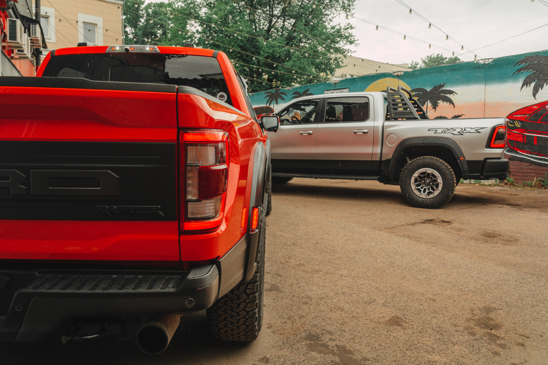 Ford f 150 Raptor Рё dodge Ram