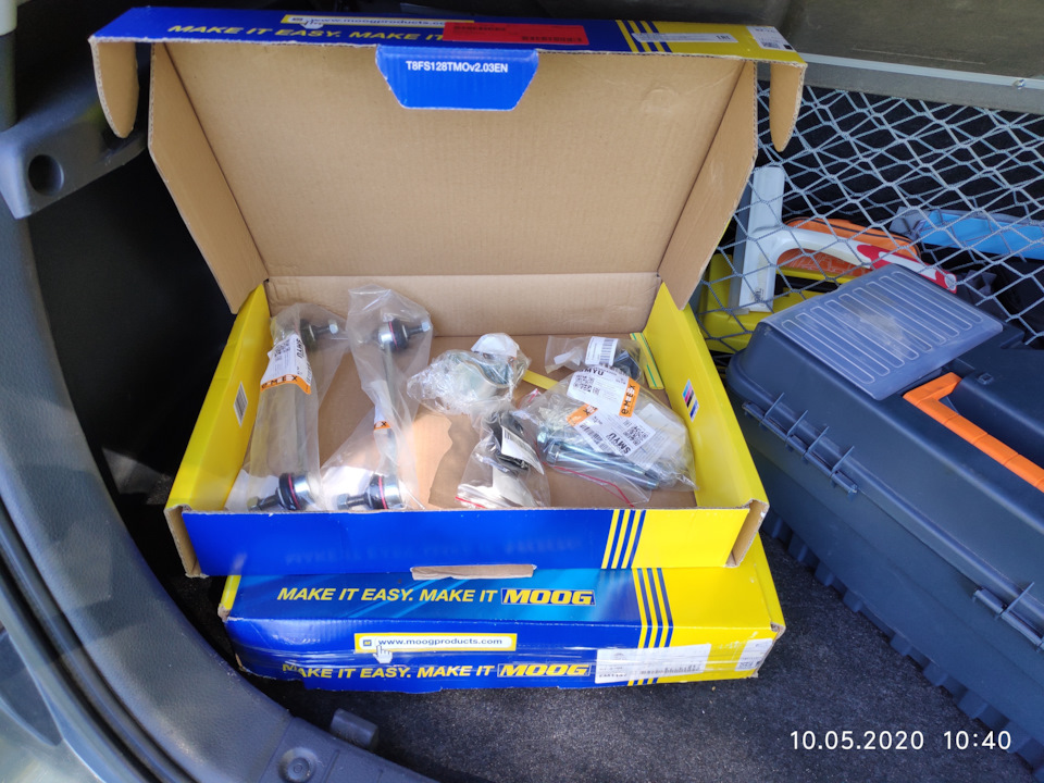 Замена рычагов передней подвески — Suzuki Liana, 1,6 л, 2007 года ...