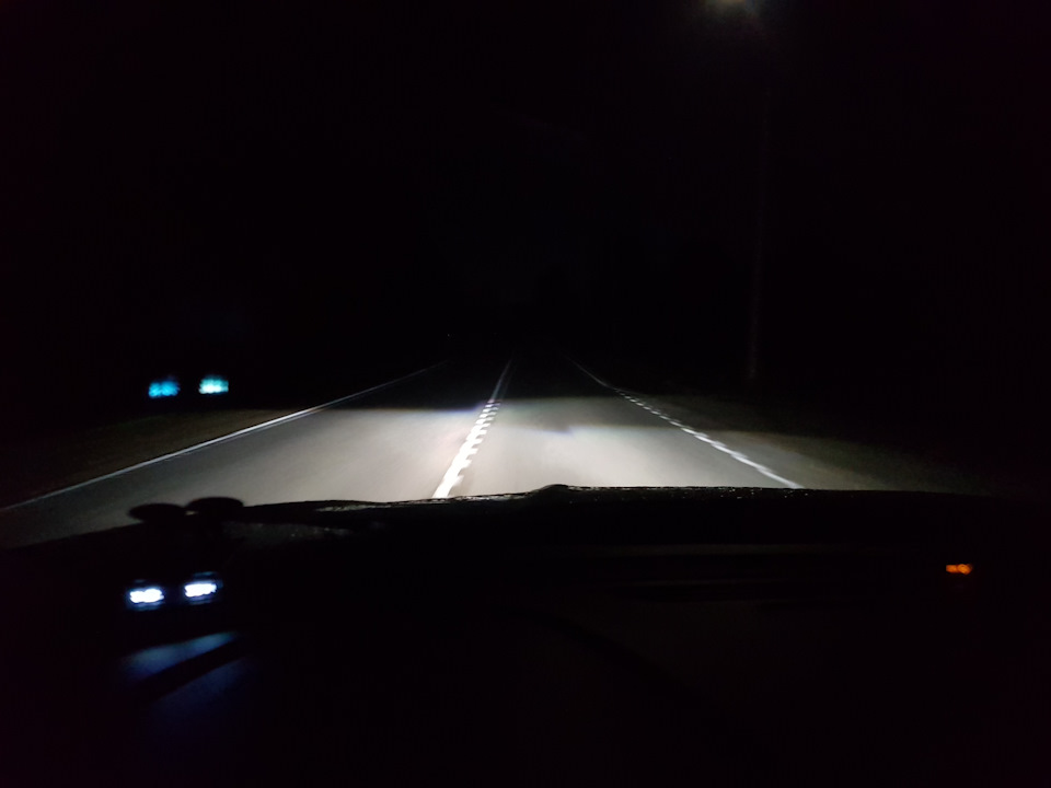 Правая светит в бок — Ford Mondeo V