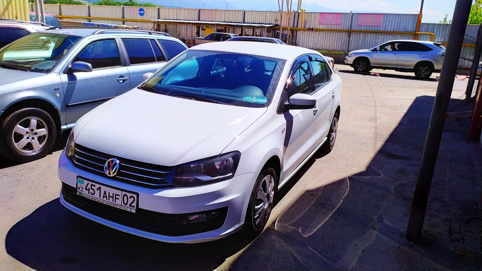 Ветровики (Дефлекторы) V Star — Volkswagen Polo Sedan, 1,6 л, 2018 года |  аксессуары | DRIVE2