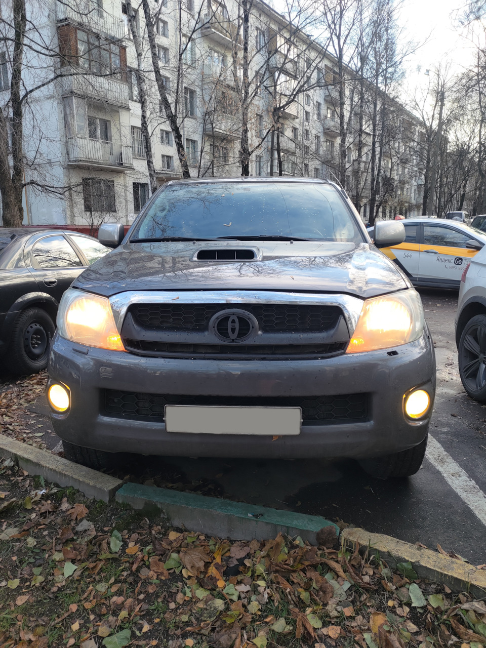 ∴4∴ Bi-Led в головной свет и восстановление после ДТП — Toyota Hilux (7G),  2,5 л, 2010 года | тюнинг | DRIVE2