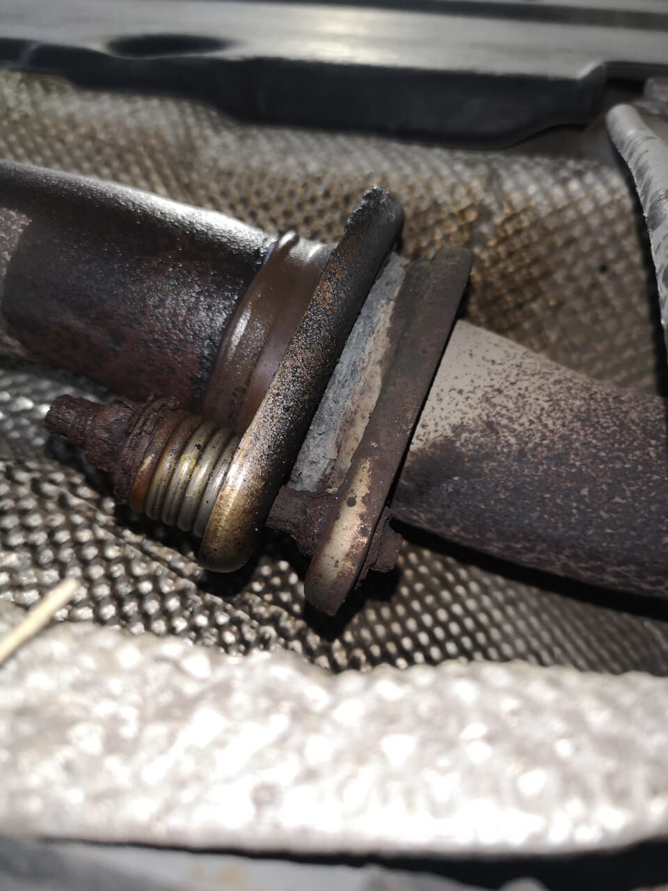 Изменение звука выхлопа ч.1 и замена уплотнительного кольца у ...