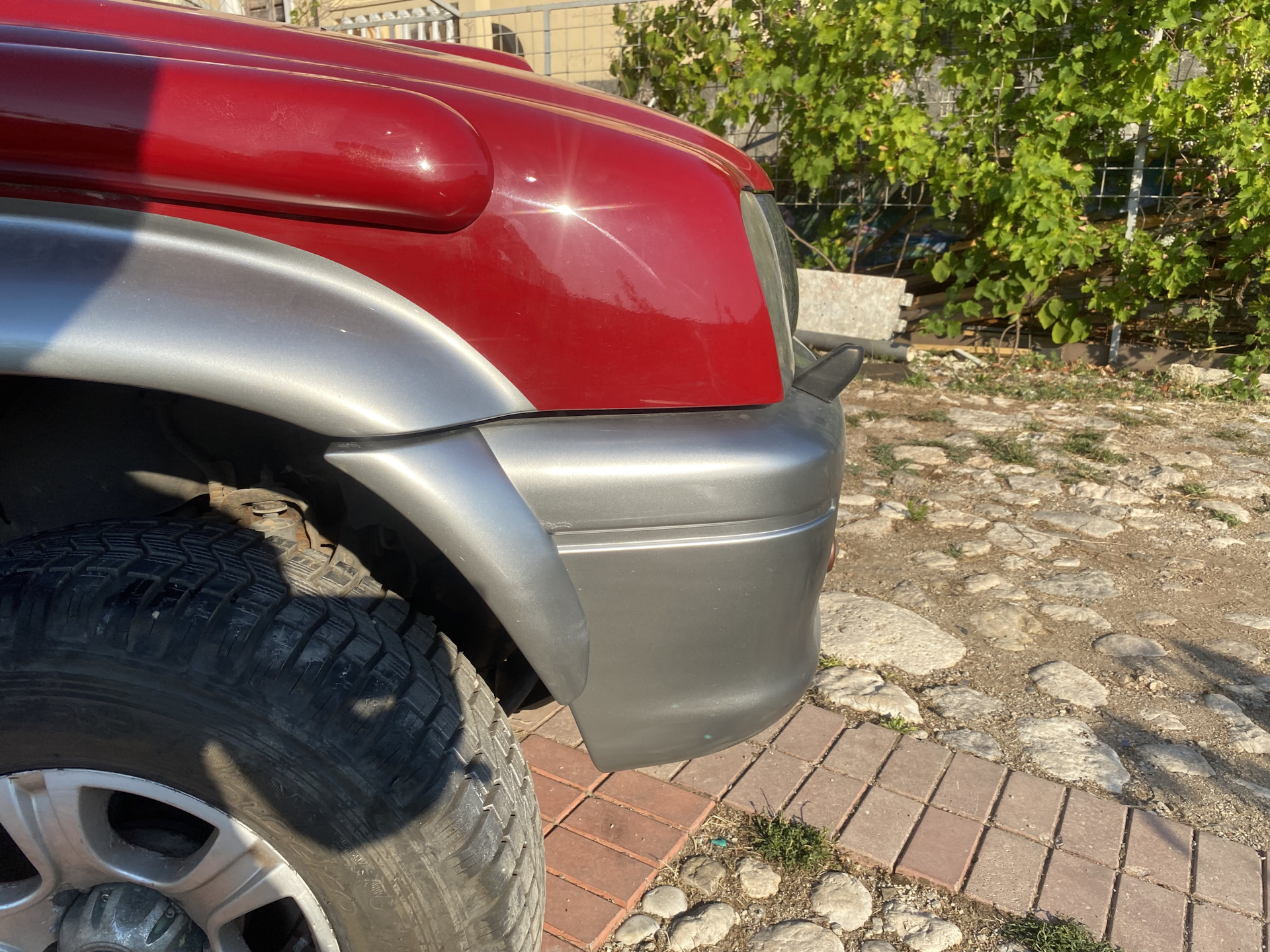 Бампер. Не опять, а снова! — Mitsubishi L200 (3G), 2,5 л, 2000 года ...