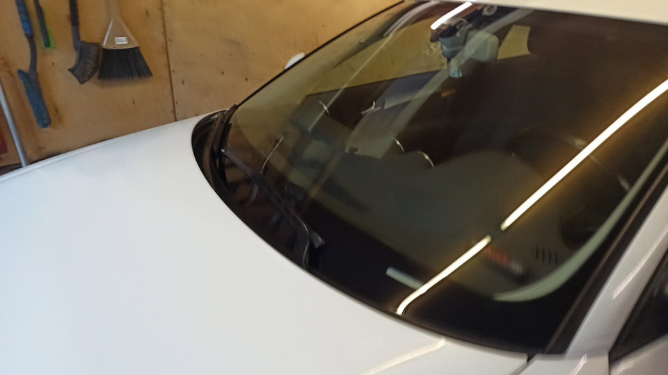 Все работает отлично, дворники стали намного быстрее и легче двигаться. Считаю результат вполне достойный за эти деньги, под жабо чистота и дополнительный ворох запчастей в гараже. — Audi A3 Sportback (8PA)