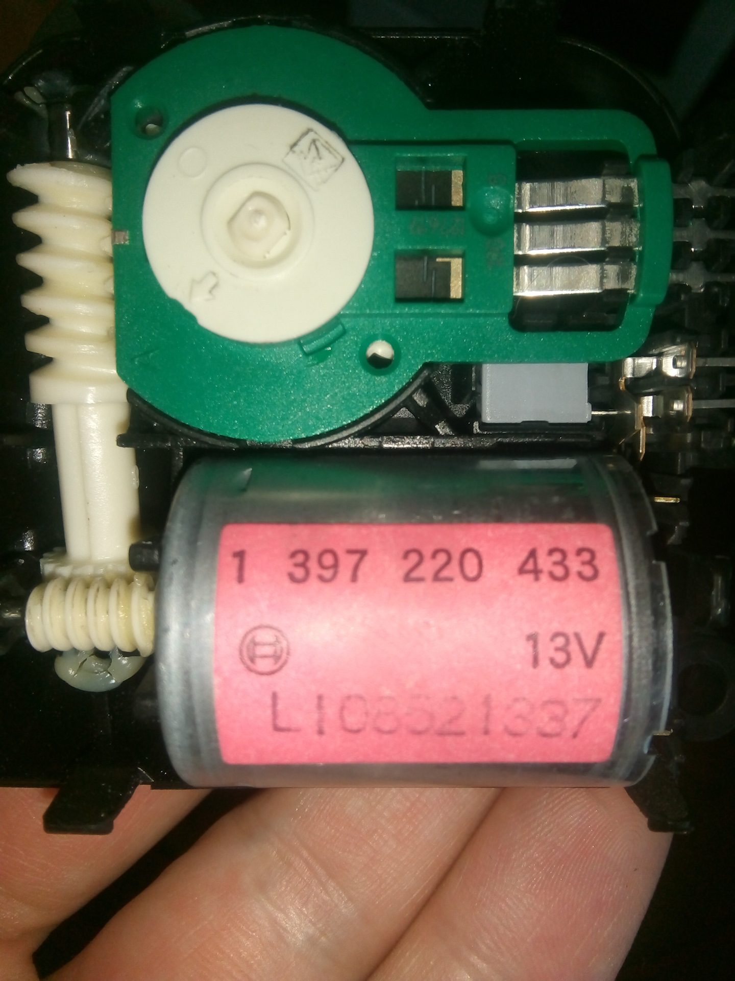 Заслонка печки часть 3 — Volkswagen Passat B6, 1,9 л, 2008 года ...