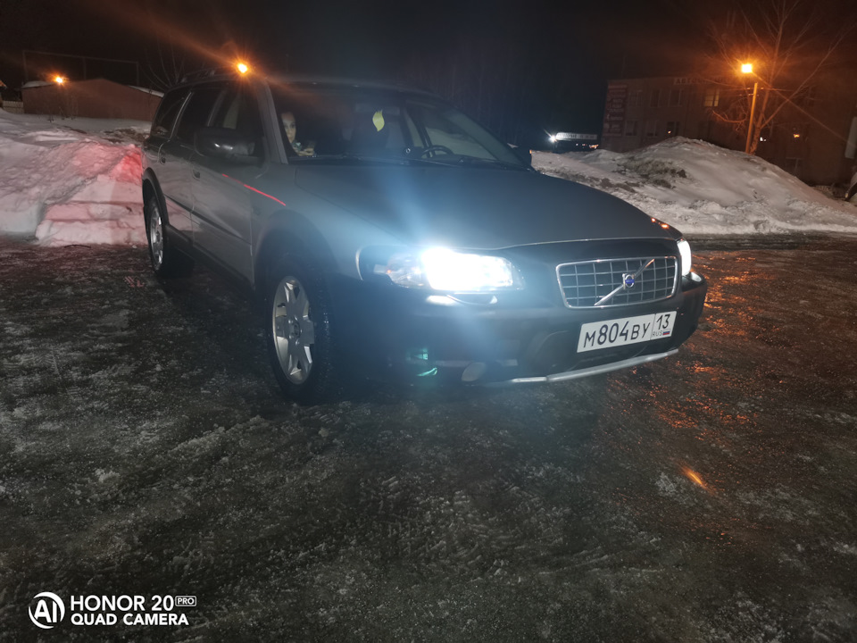 Передние габариты вольво хс 70 — Volvo XC70 II, 2,5 л, 2003 года ...