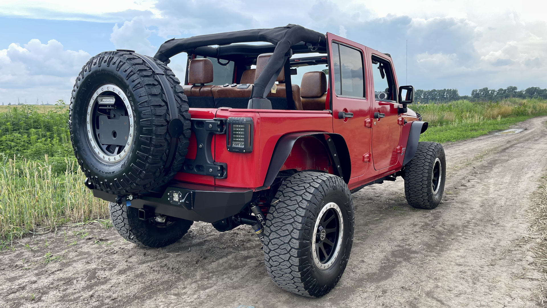 Jeep Wrangler реснички