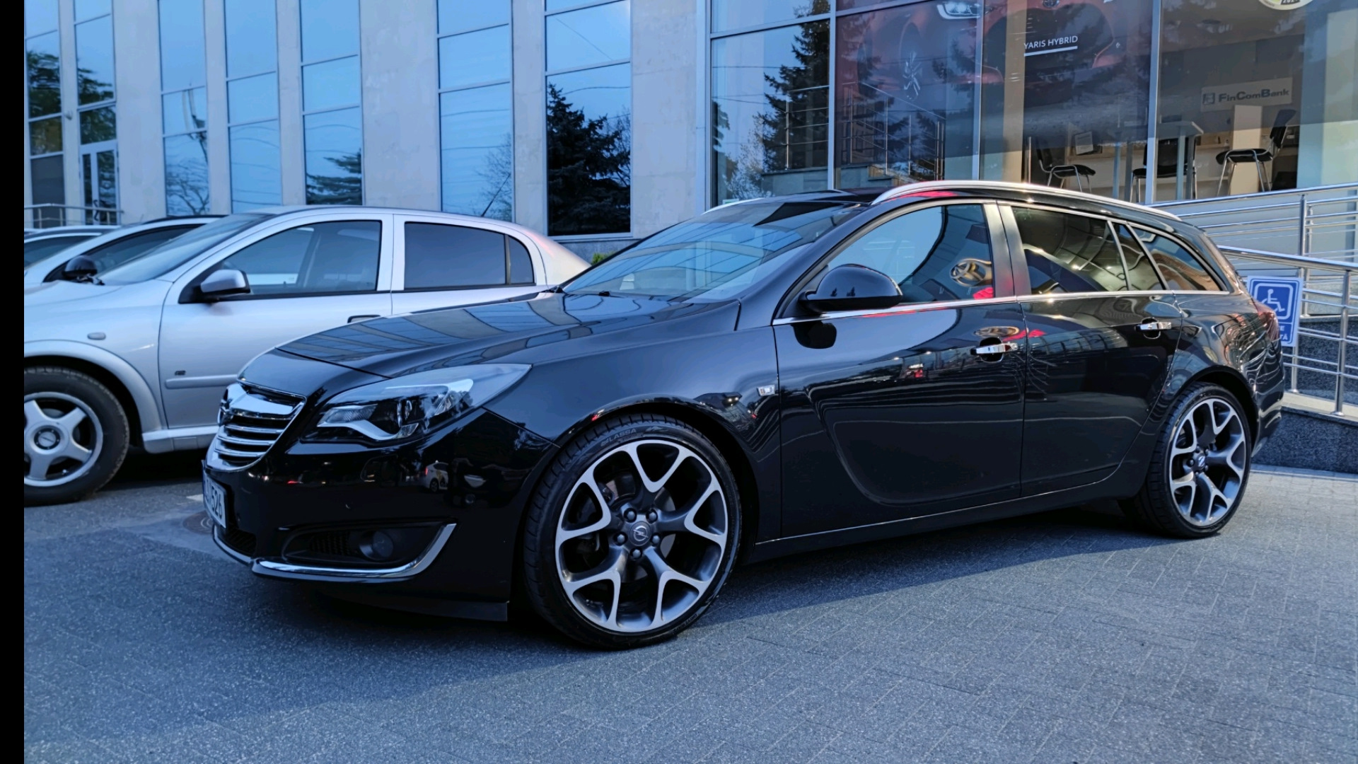 Opel Insignia stance