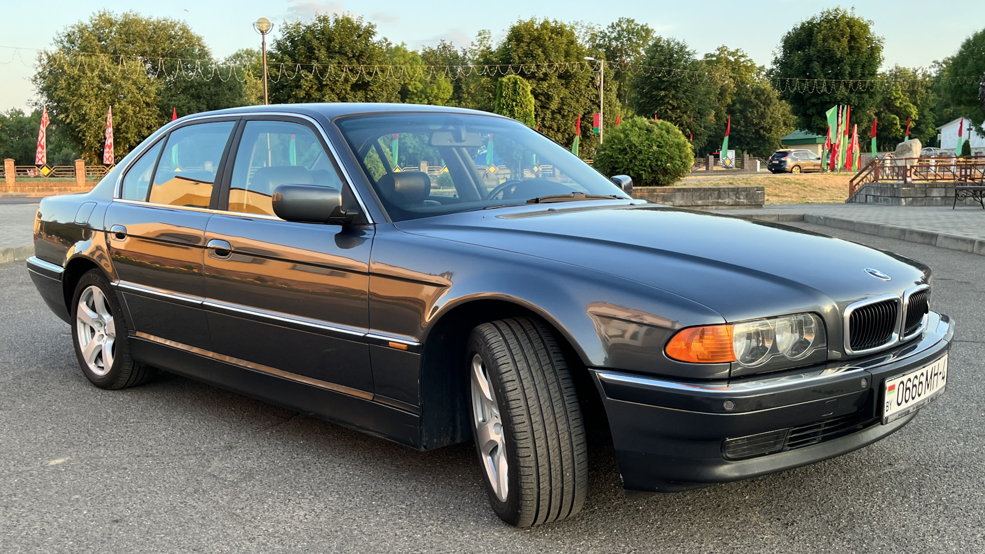 Продажа BMW 7 series (E38) 1999 (бензин, АКПП) — с историей обслуживания —  DRIVE2.RU