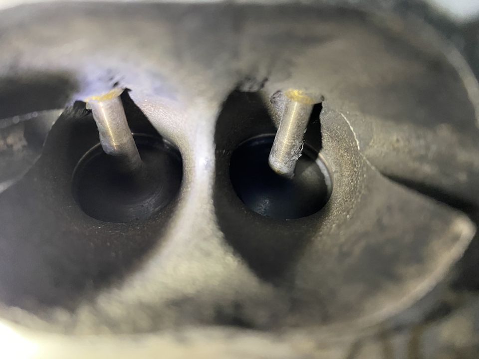 Очистка системы впуска и замена впускного коллектора — Skoda Octavia A5 ...