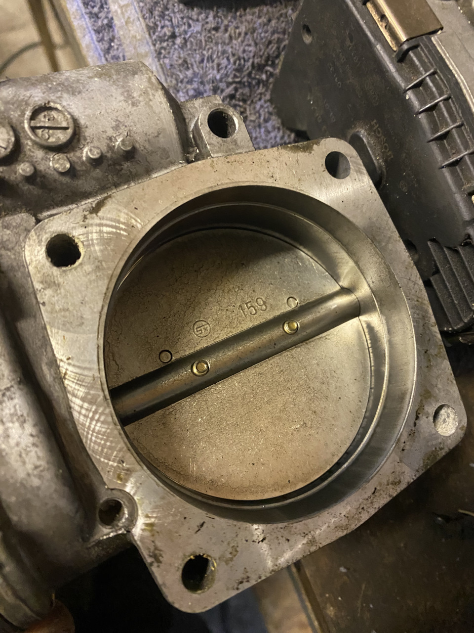 Плавающие холостые обороты на холодную Ауди а8 д2 4.2 — Audi A8 (D2), 4 ...