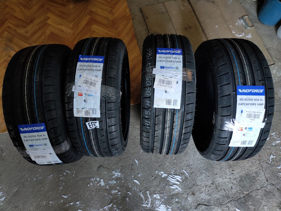 Windforce Catchfors UHP (215/45/16) — Honda Integra (DC1/DC2), 1,8 л ...
