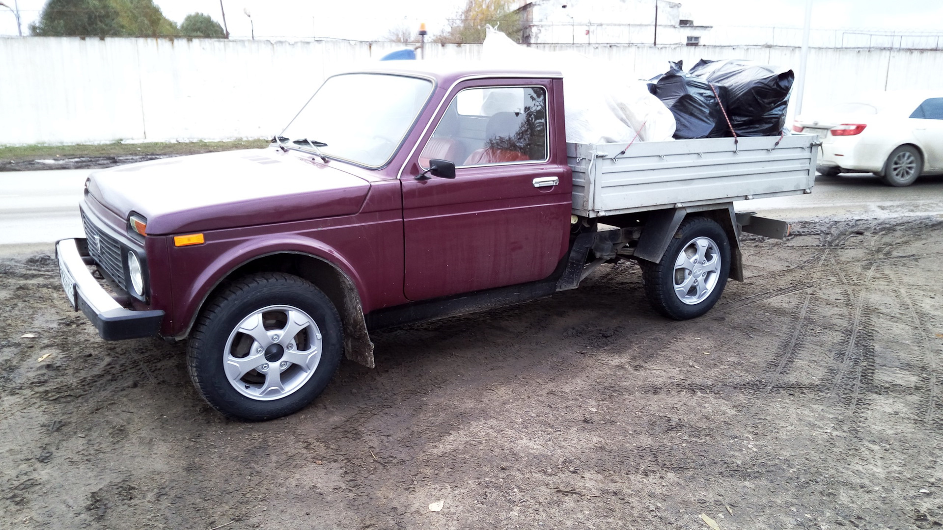 Купить Бортовую Ниву В Томске Ру