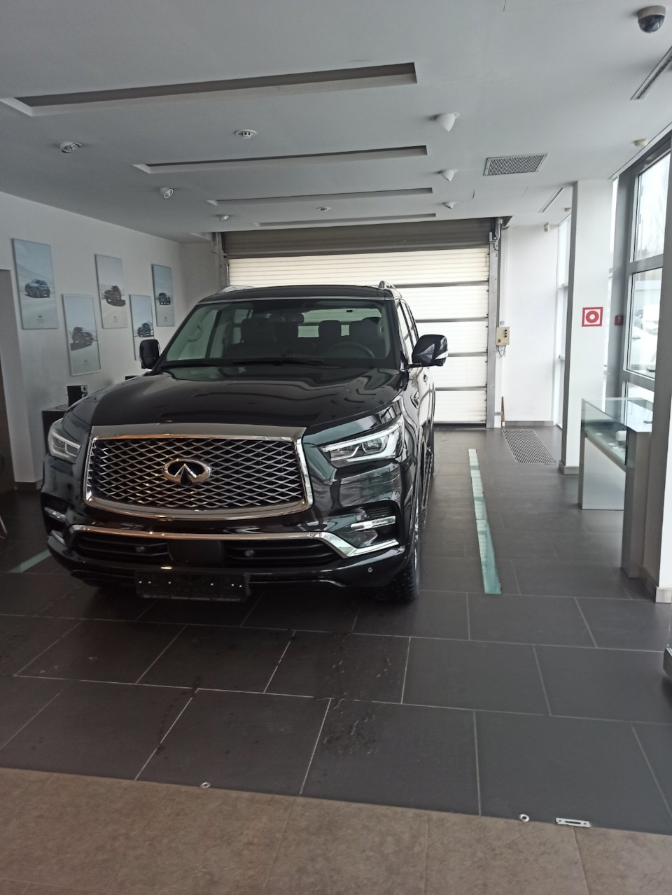 Дребезжание педали тормоза на неровной дороге — Infiniti QX80, 5,6 л, 2021  года | поломка | DRIVE2