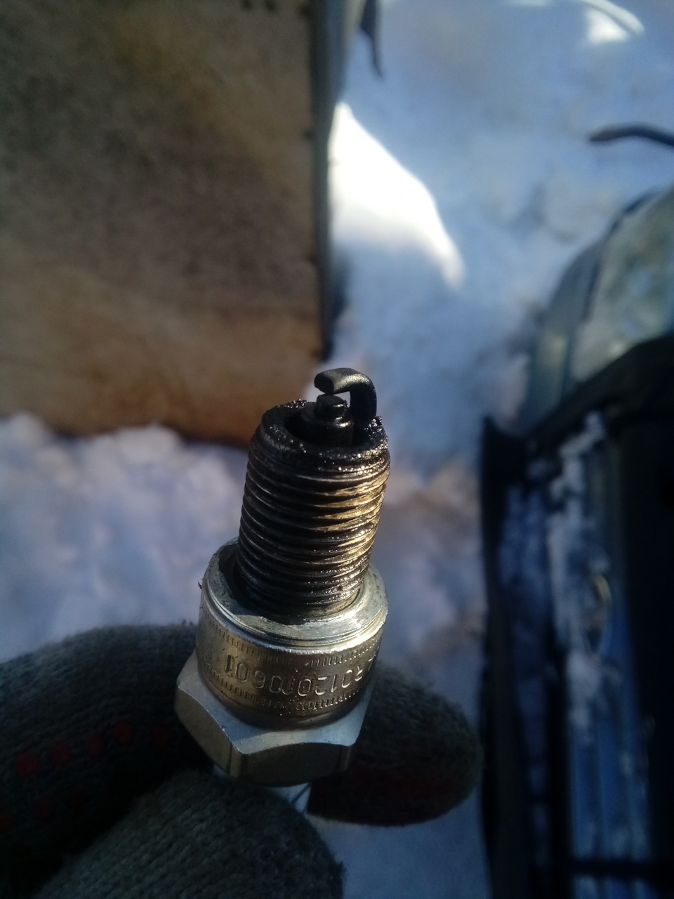 Заменил свечи, все были в таком виде. — Lada 2120 Надежда. Запчасти на фото: 4970412