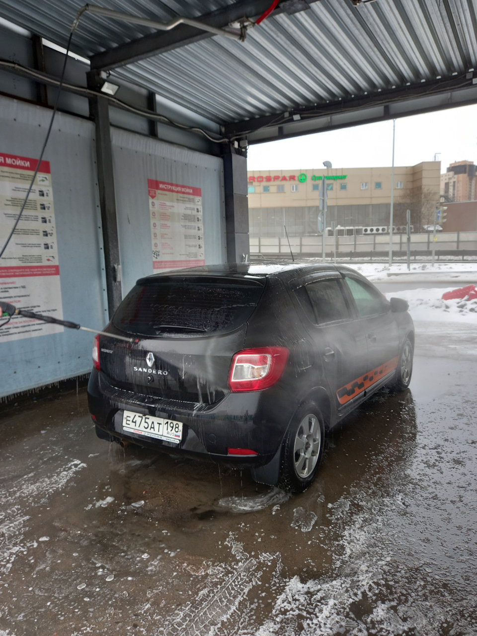 Голубой лёд Финского залива в Комарово❄️❄️❄️📷😉 — Renault Sandero 2G, 1,6  л, 2019 года | фотография | DRIVE2