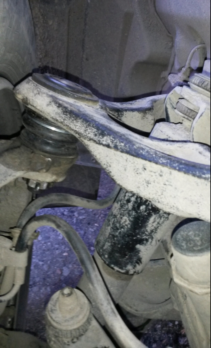 Замена верхних шаровых, замена колодок ручника — Toyota Dyna, 4,6 л ...