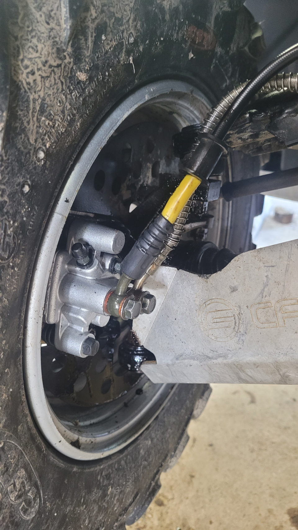 Квадрик, замена всех ступичных подшипников. — УАЗ 31512, 2,5 л., 1986 ...