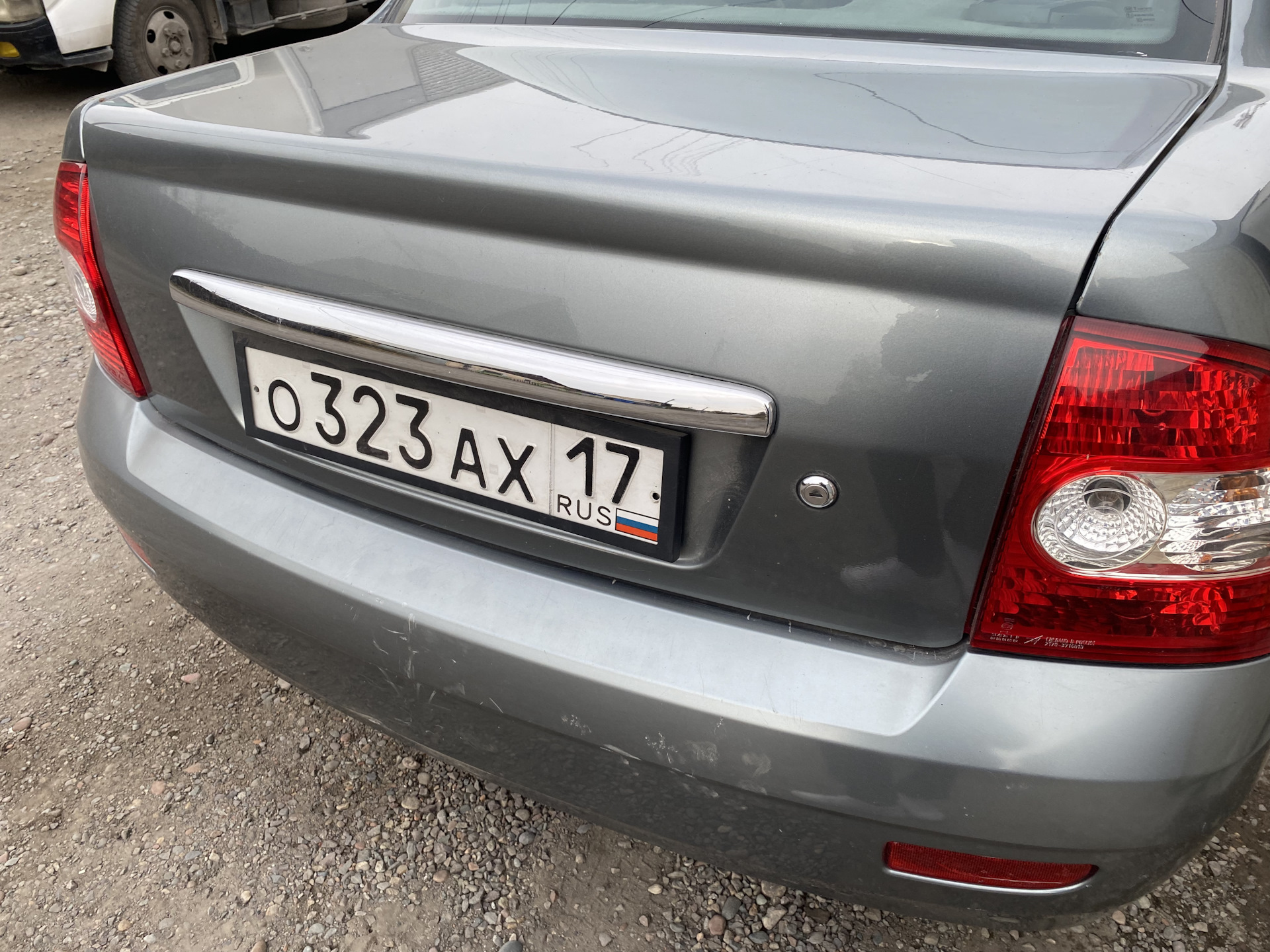 LADA на багажник — Lada Приора седан, 1,6 л, 2011 года | тюнинг | DRIVE2