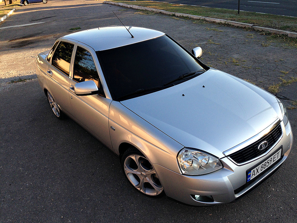 -Обычный день Лады Приоры Седан Silver Queen — Lada Приора седан, 1,6 л ...