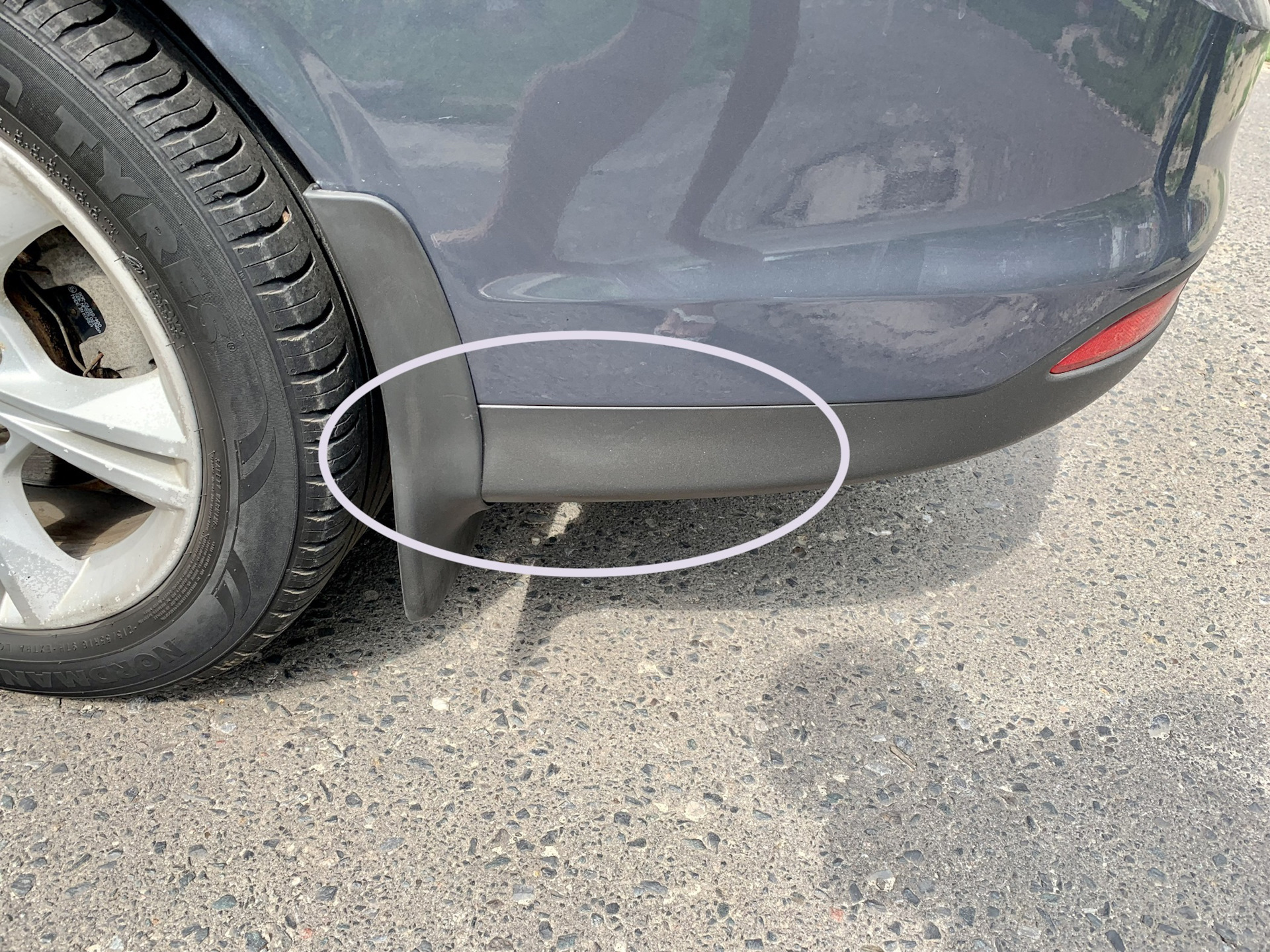 Как снять юбку заднего бампера. Как снять юбку заднего бампера. Юбка заднего бампера ford focus 1 седан. Задний бампер форд фокус 2 хэтчбек рестайлинг. Снятие заднего бампера форд фокус 3 хэтчбек.