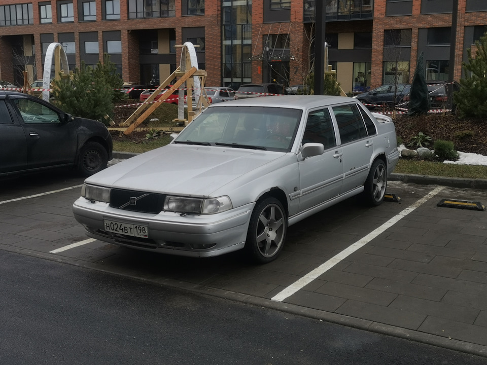 Опять стойки, фильтр топл., корзина. — Volvo S90, 3 л, 1997 года ...