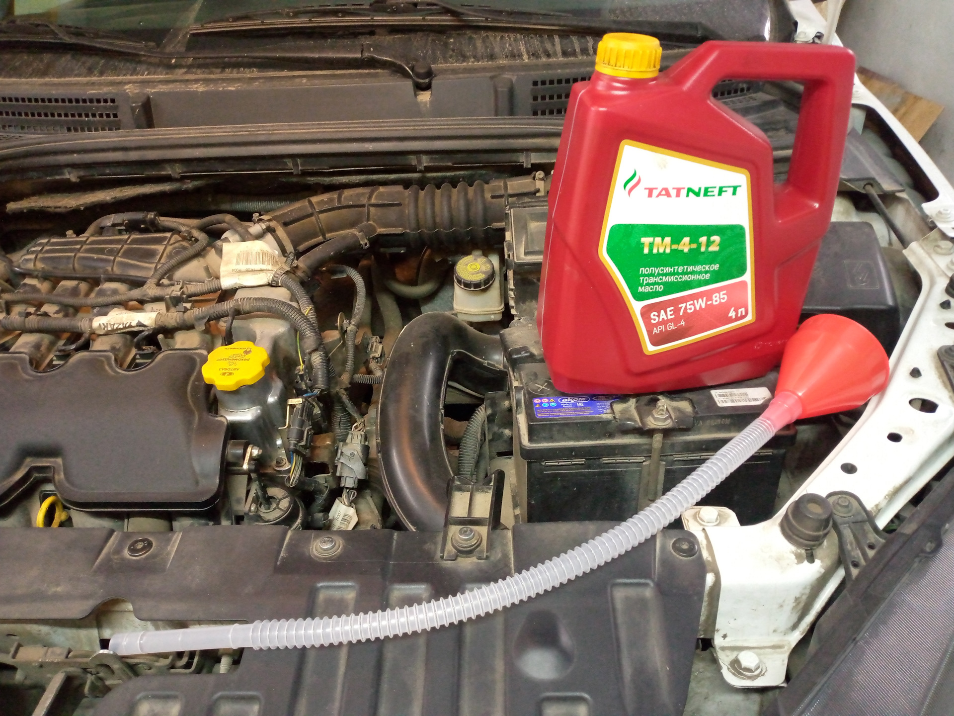 Замена масла в МКПП Татнефть ТМ-4-12 SAE 75W85 GL-4 — Lada Vesta SW ...