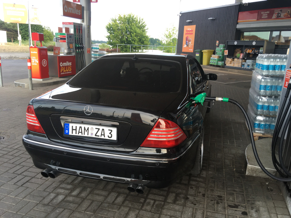 Фото в бортжурнале Mercedes-Benz S-Class (W220)