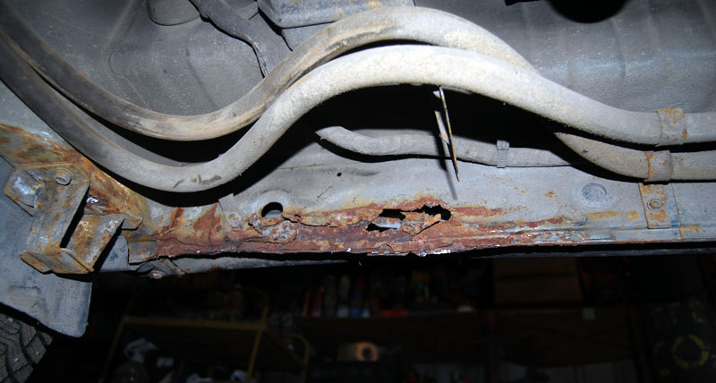 Микроавтобус Ниссан Серена, ч. 4, правый порог — DRIVE2