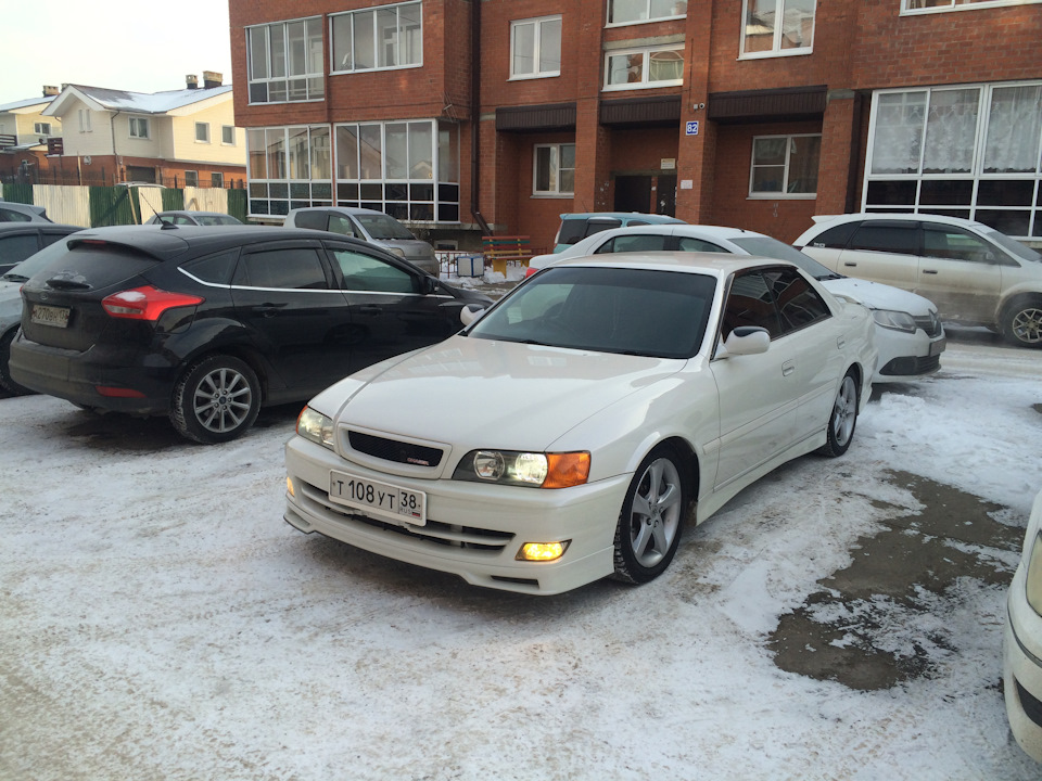 Техцентр tourerv. Toyota Chaser 100 Tourer v обвес. Белый Тойота Чайзер 100 Турер в. Chaser Tourer v обвес. Тойота Чайзер 100 обвес Турер.