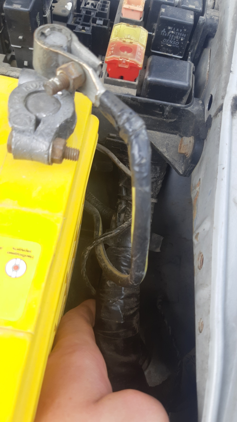 Не включаются вентиляторы охлаждения. Причина. — Mitsubishi Galant (8G ...