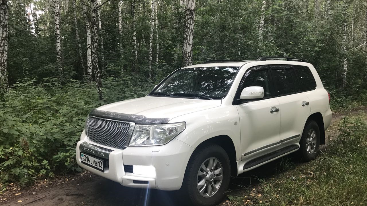 Toyota Land Cruiser 200 4.7 бензиновый 2009 | на DRIVE2