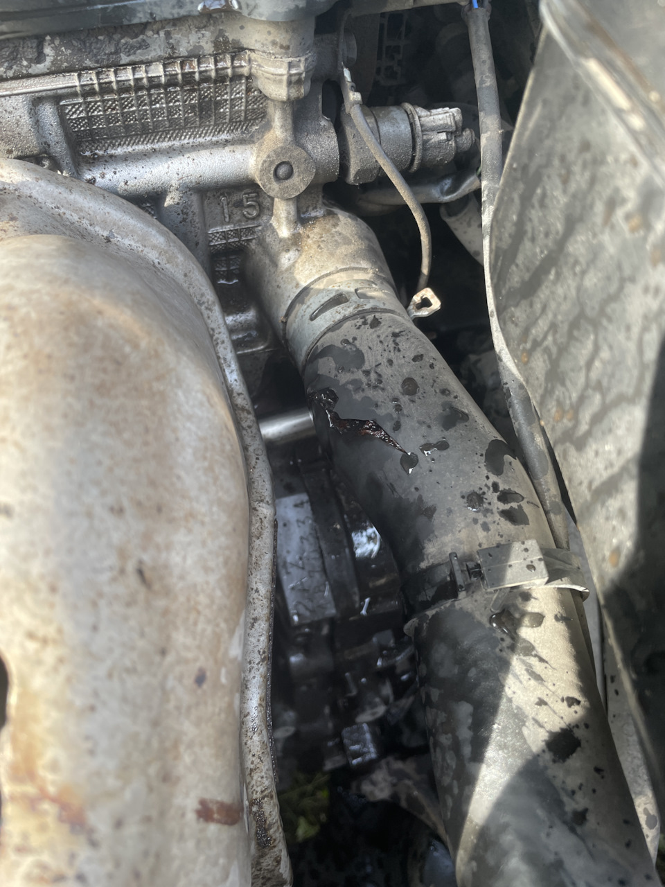 Лопнул патрубок — Toyota Camry (XV40), 2,4 л, 2008 года | визит на ...