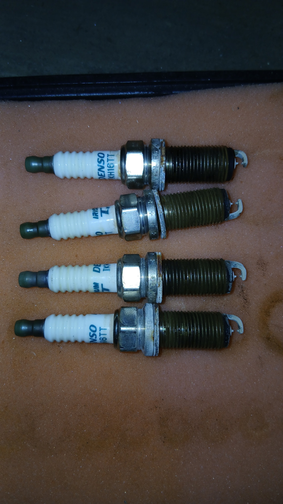 Фото в бортжурнале Mitsubishi ASX. Запчасти на фото: KH16TT