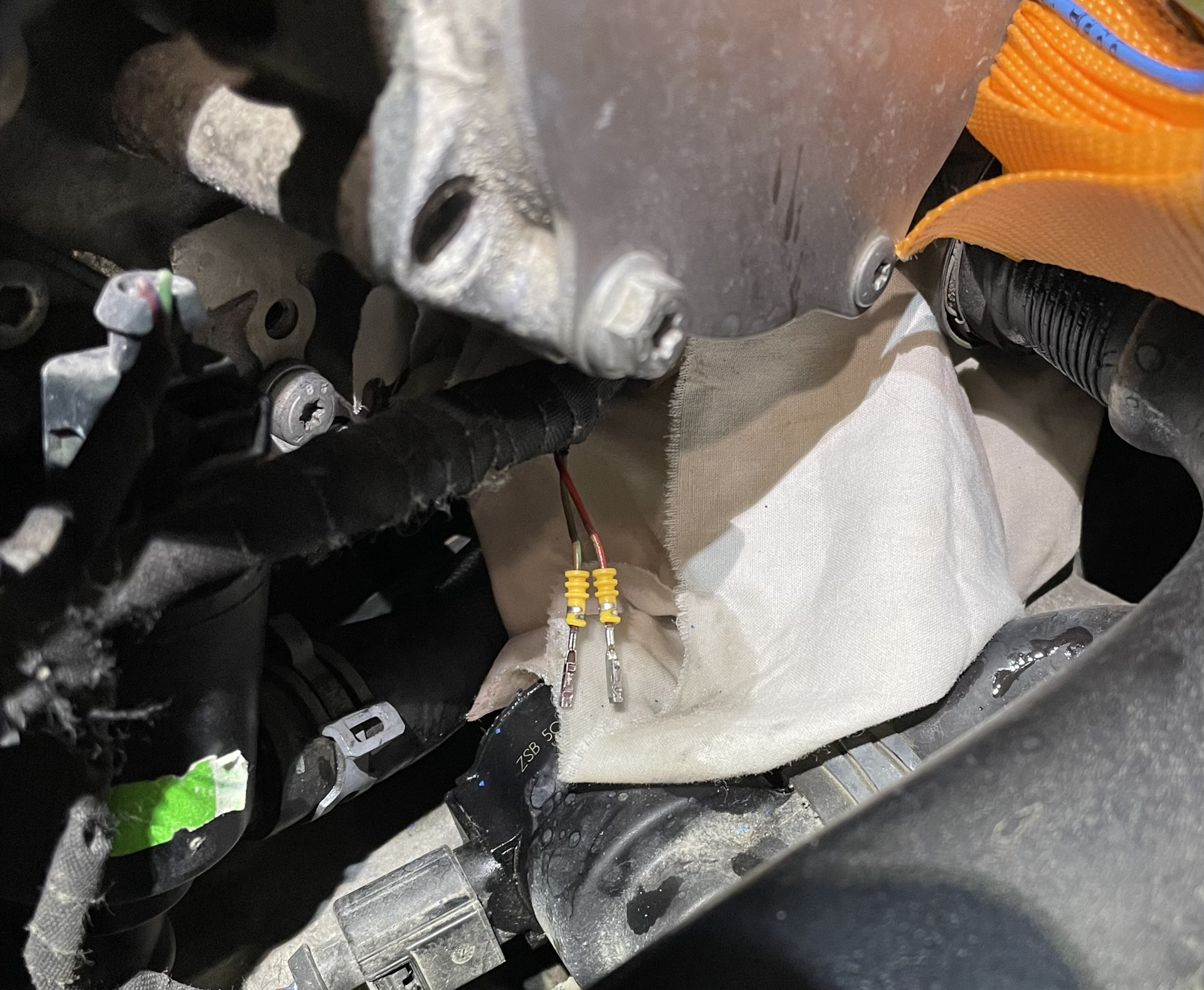 датчик температура ОЖ G62 — Audi A3 Sedan (8V), 1,8 л, 2014 года ...