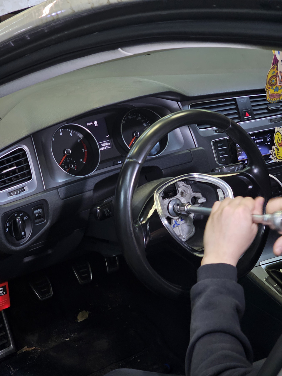 Руль от Гольф 8 — Volkswagen Golf Mk7, 1,2 л, 2013 года | тюнинг | DRIVE2