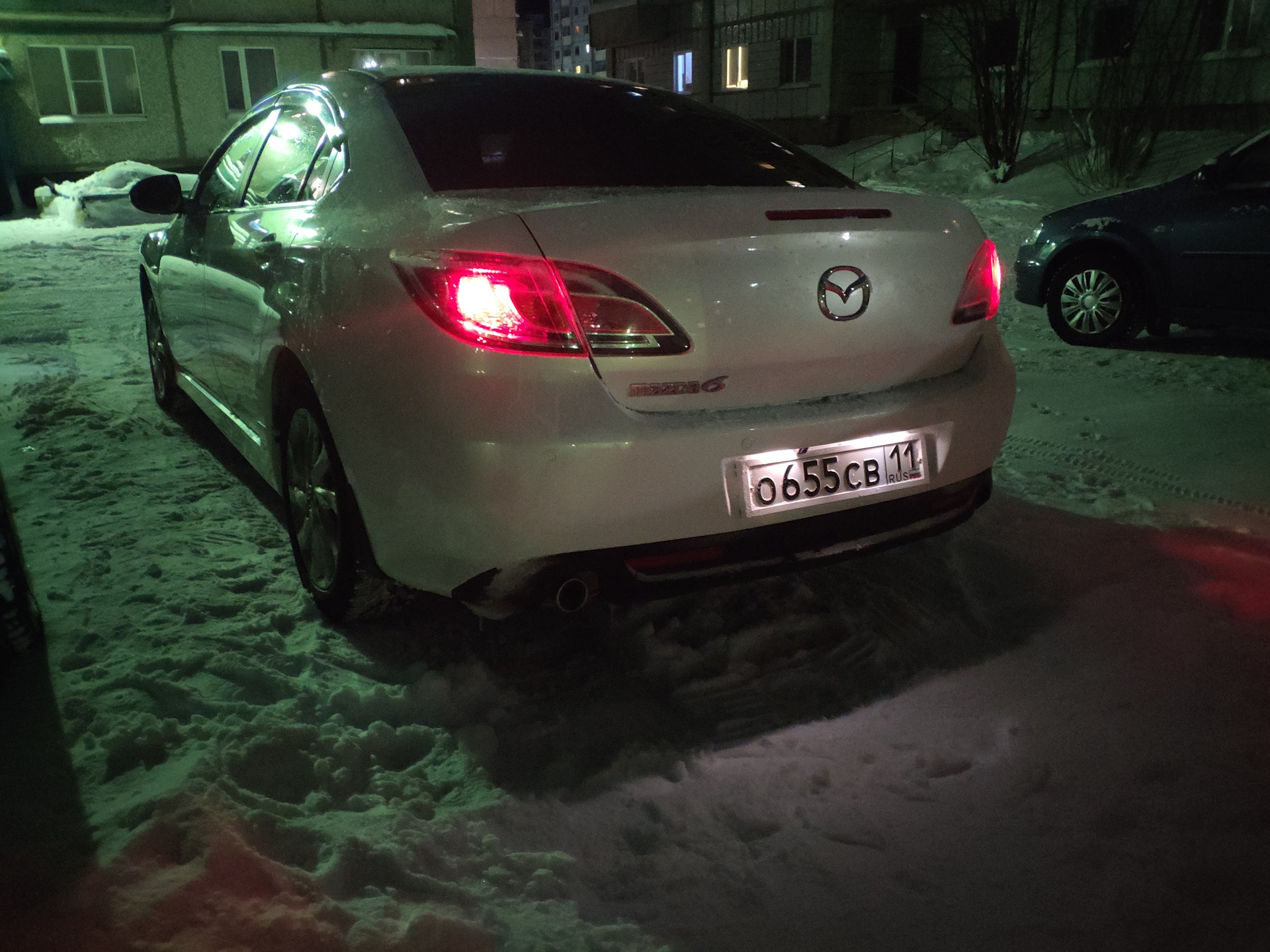 Не горят габариты mazda 6 gh