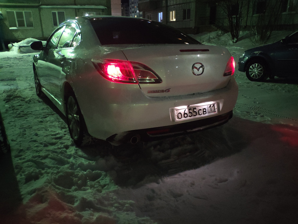 Свет номер 1. Свет Мазда 6 GH. Габариты свет Mazda 6 GH. Mazda 6 GH задний свет. Задние габариты Mazda 6.