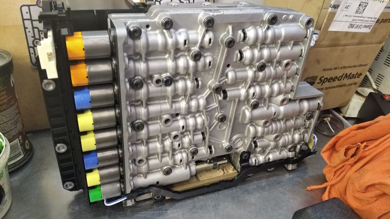 Вместо 6. Мехатроник ZF 6hp28. ZF 6hp28 Мехатрон. 6hp28 гидроблок. 6hp28 плата мехатроника.