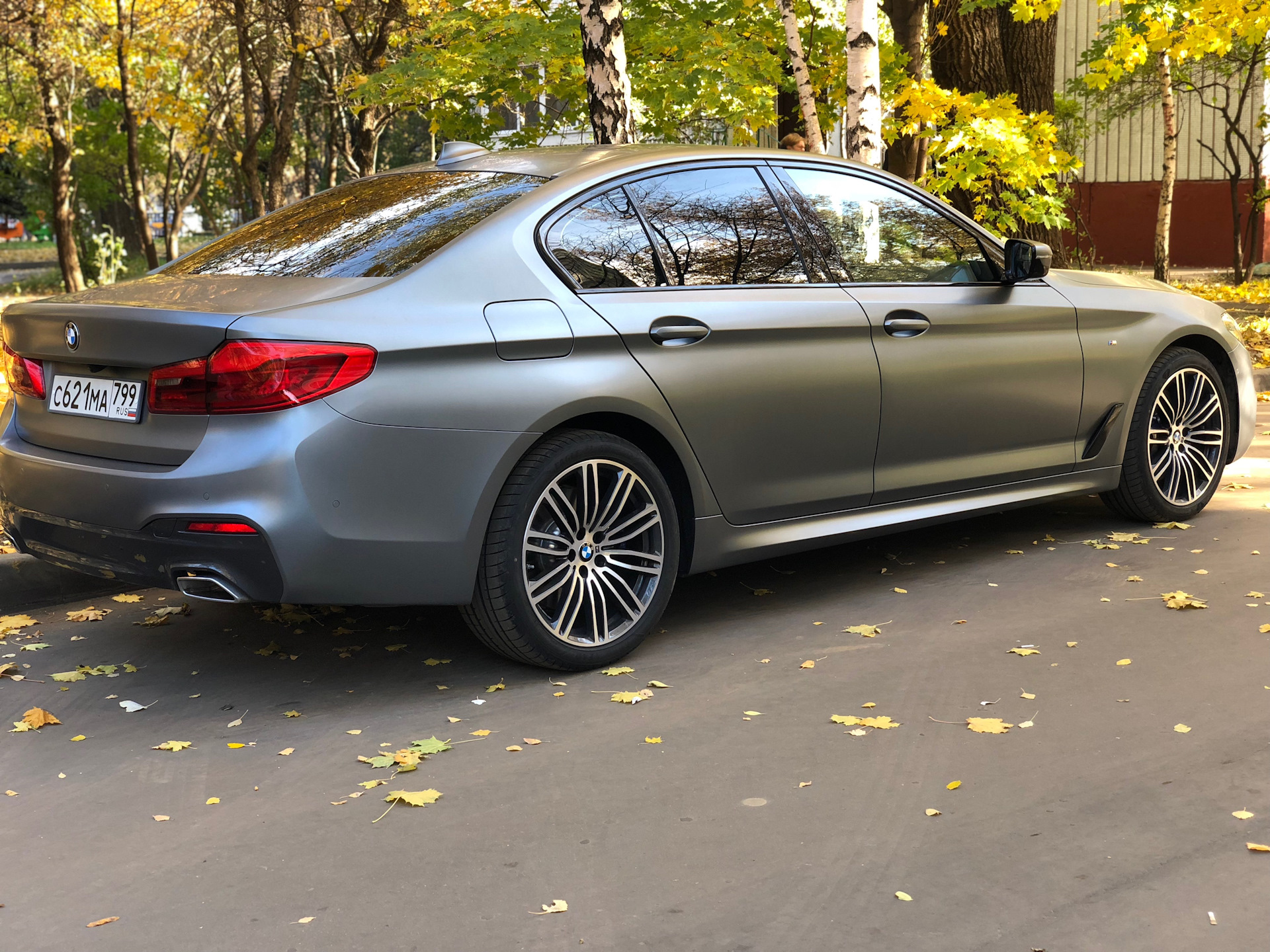 Серый матовый цвет BMW g30