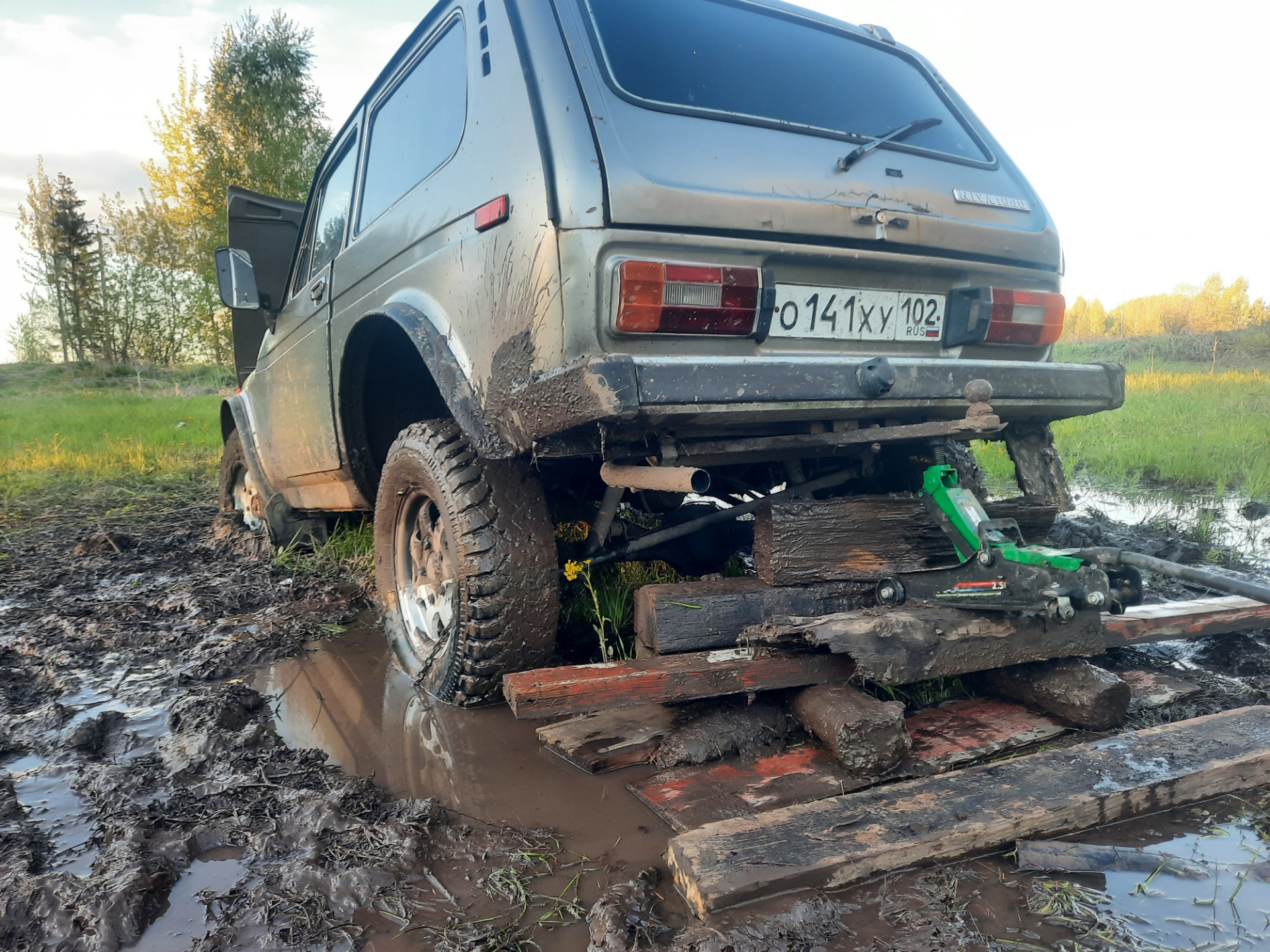 Выезд на все 100(3) — Lada 4x4 3D, 1,7 л, 1990 года | покатушки | DRIVE2