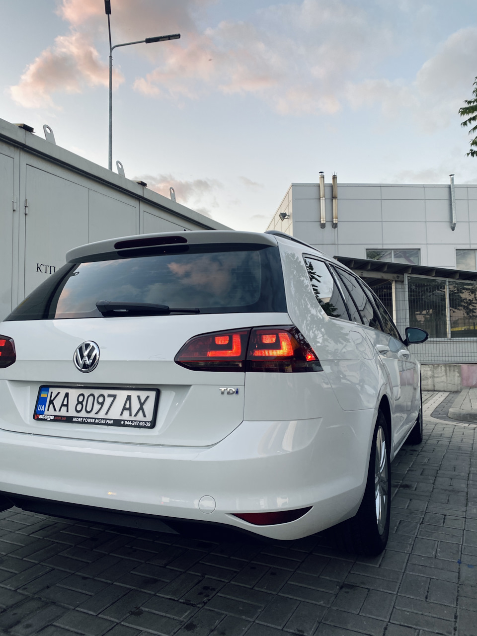 С Украины за границу на машине — Volkswagen Golf Variant (Mk7), 2 л, 2015  года | путешествие | DRIVE2