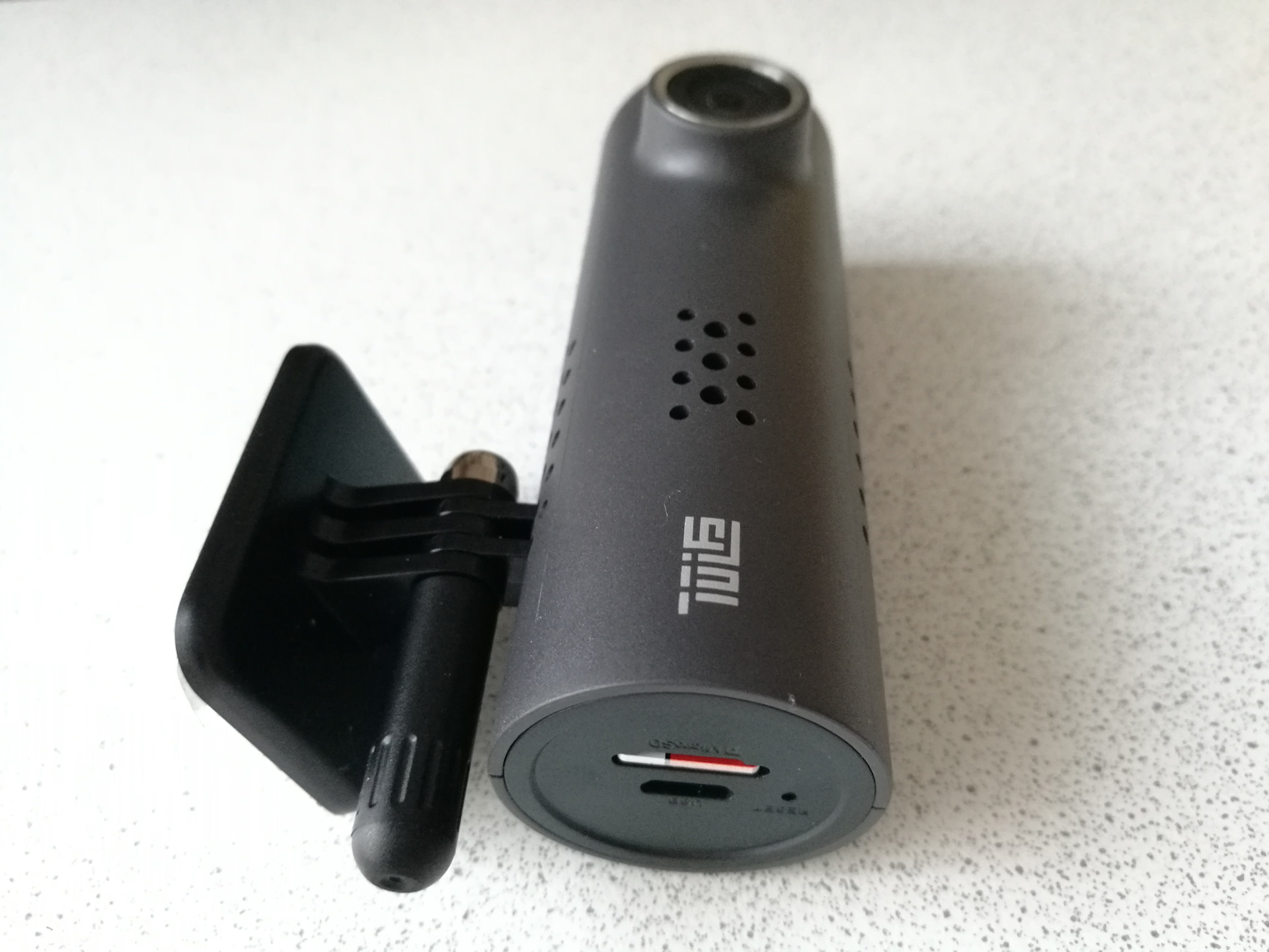 Регистраторы xiaomi 70. Xiaomi 70 minutes Smart WIFI car DVR. Xiaomi 70 Light. Видеорегистратор Xiaomi jiekemi km300. Блок подключения видеорегистратора Xiaomi.