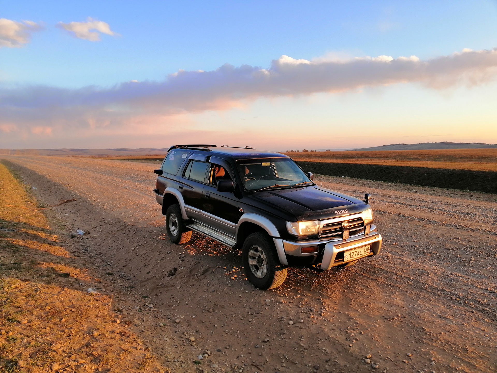 Toyota surf. Toyota Hilux Surf. Toyota Хайлюкс Сурф. Тойота Хайлюкс Сурф 185. Toyota Surf 185.