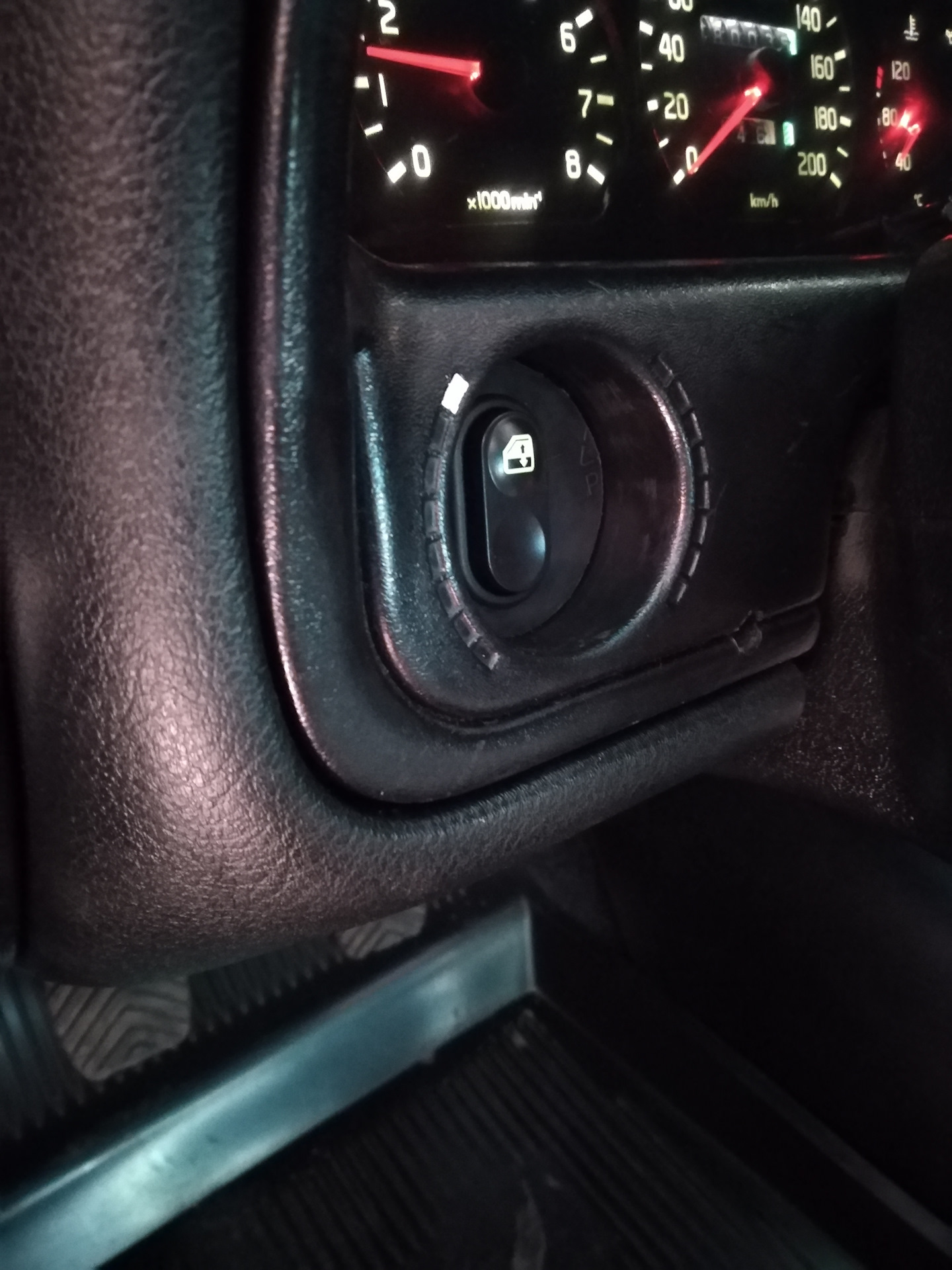 Корректор фар — ГАЗ 3102, 2,3 л, 2005 года | своими руками | DRIVE2