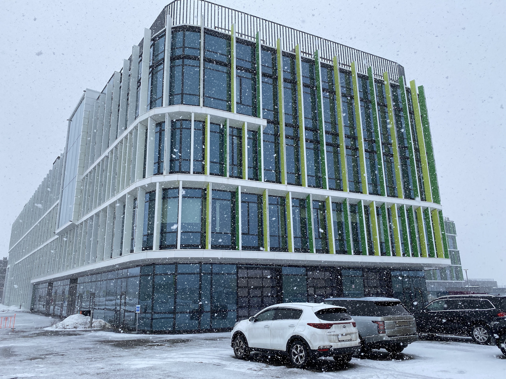 Поездка в Сколково Хадасса медикал — KIA Sportage (4G), 2 л, 2020 года ...