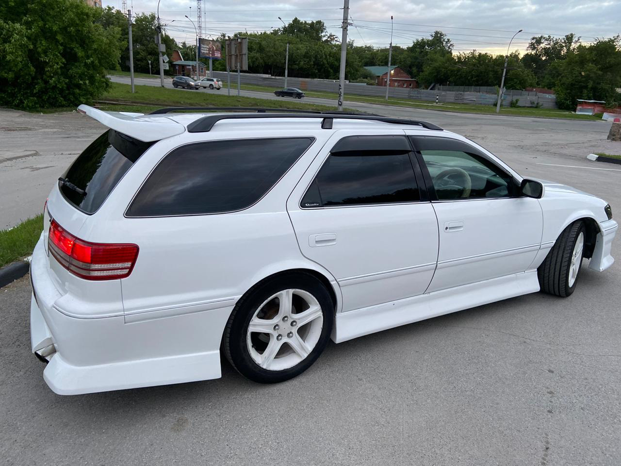 Toyota Mark II Wagon Qualis 2.2