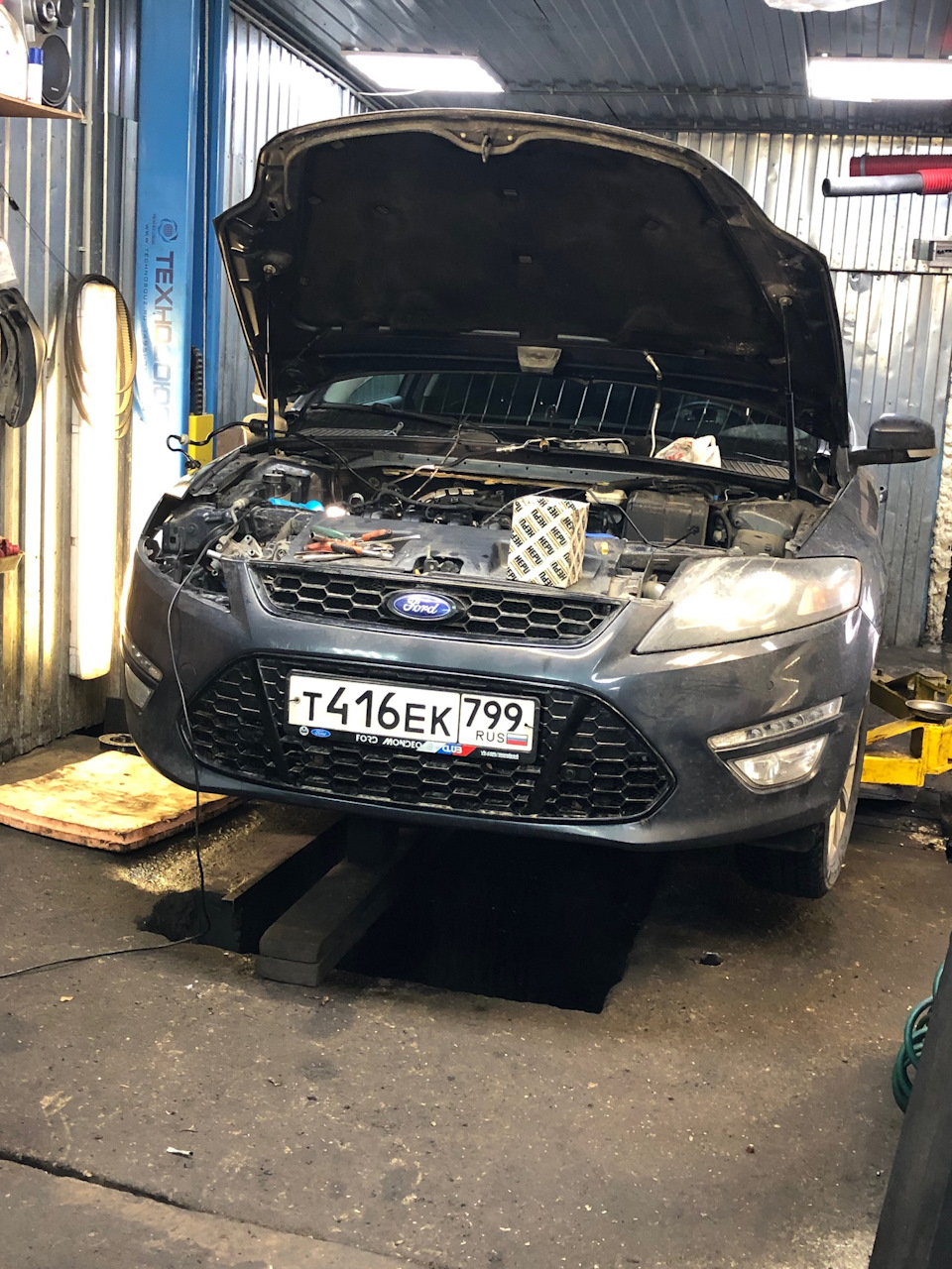 Фото в бортжурнале Ford Mondeo IV