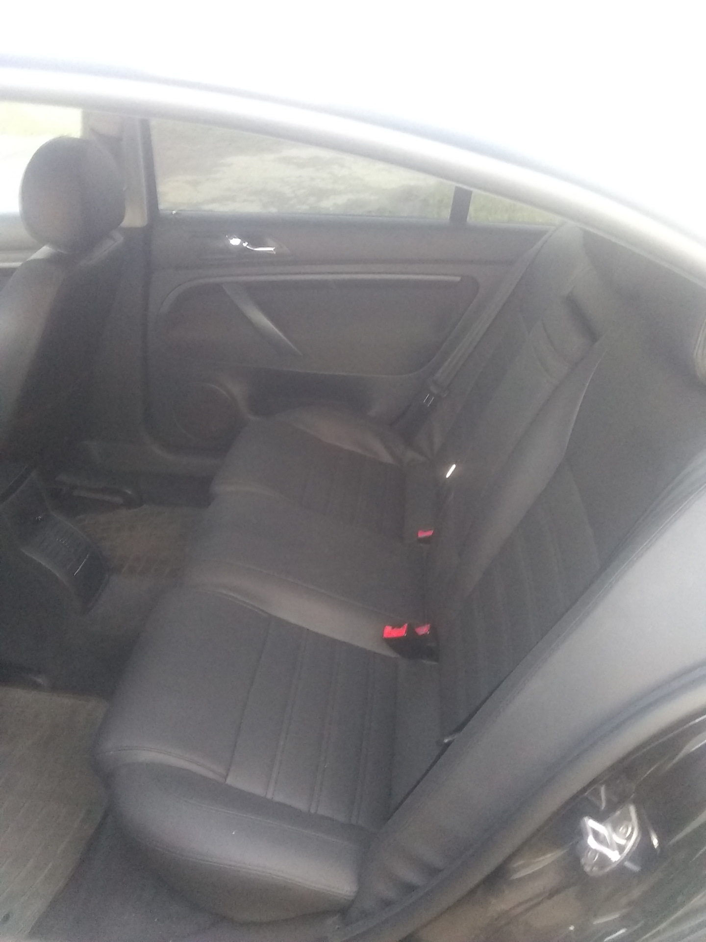 Установка чехлов — Skoda Superb Mk1, 1,9 л, 2008 года | аксессуары | DRIVE2